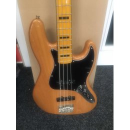 Squier Jazz bas